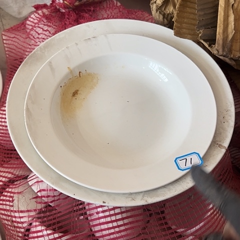 魏***族瓷片一大一小库存71
