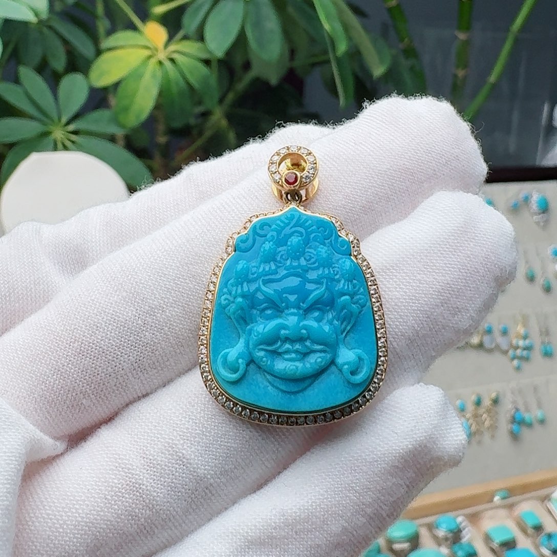 绿松石18K金镶嵌颈饰吊坠