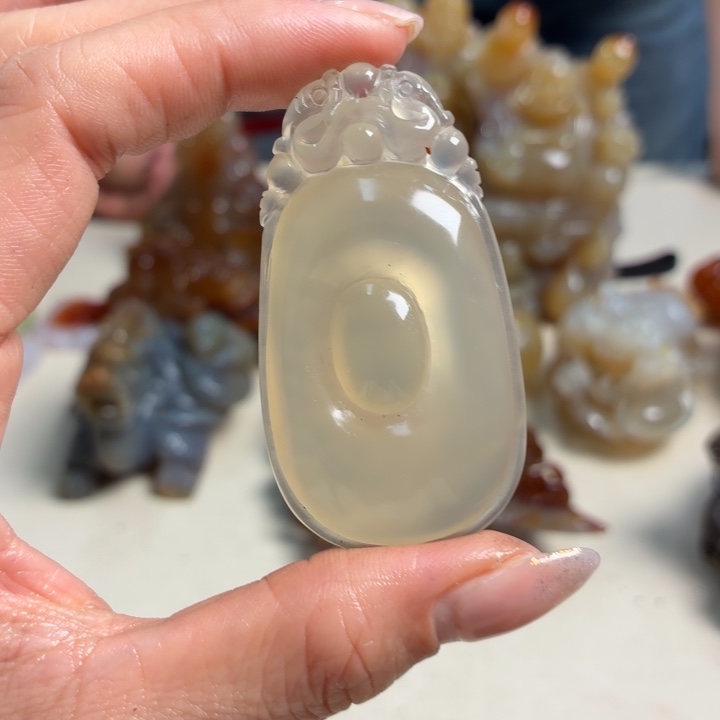 玛瑙/玉髓未镶嵌吊坠(不含链)