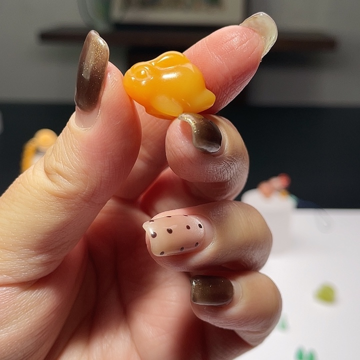 石英质玉未镶嵌颈饰