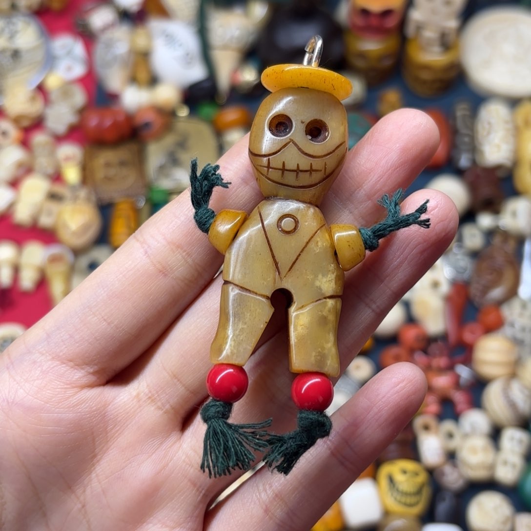 配饰等都可做一些点缀图案