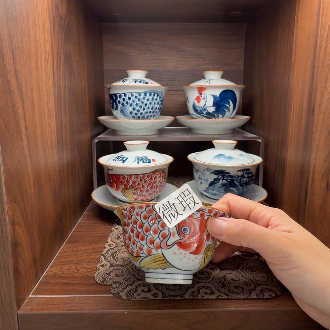 釉下手绘茶具微瑕