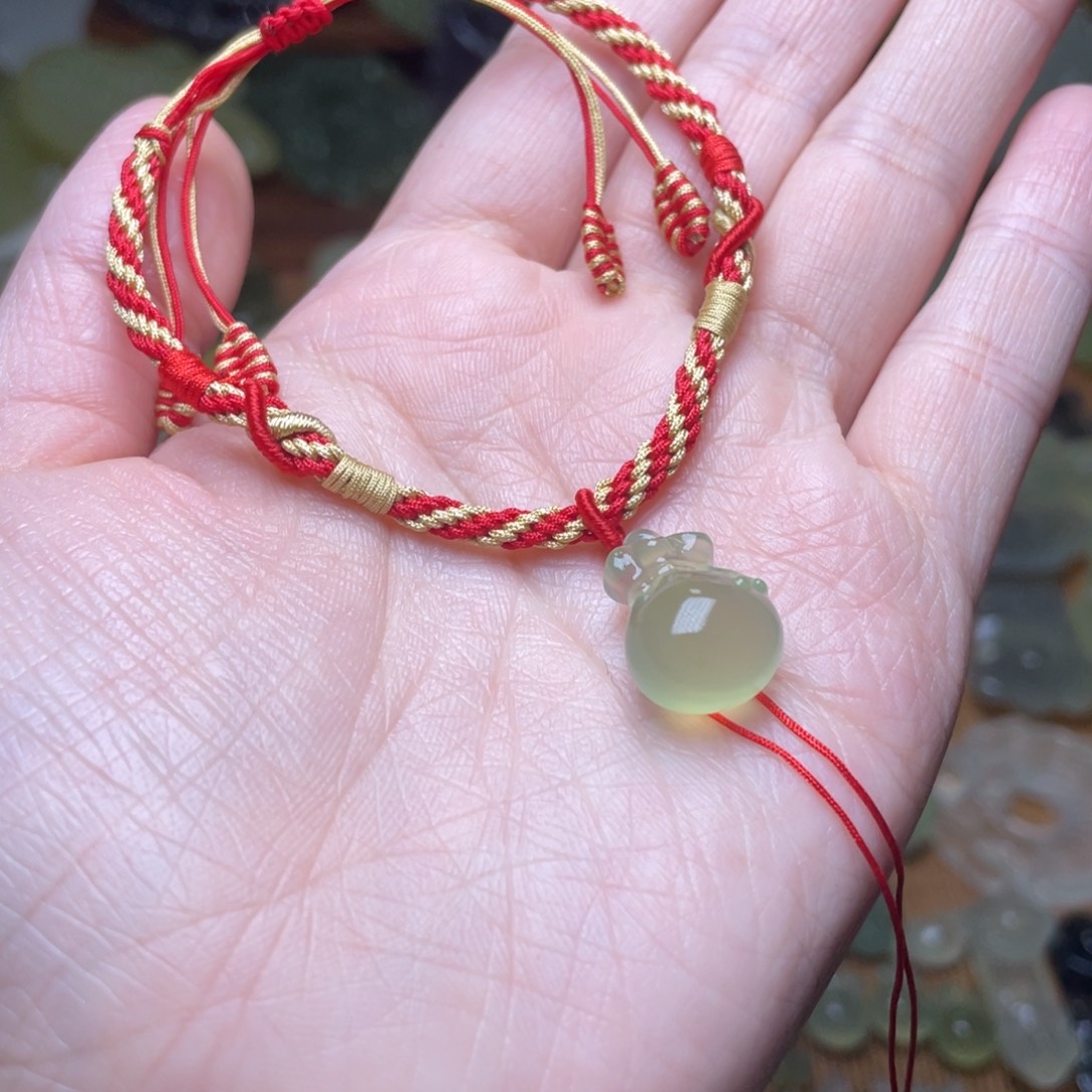 蛇纹石玉未镶嵌手链