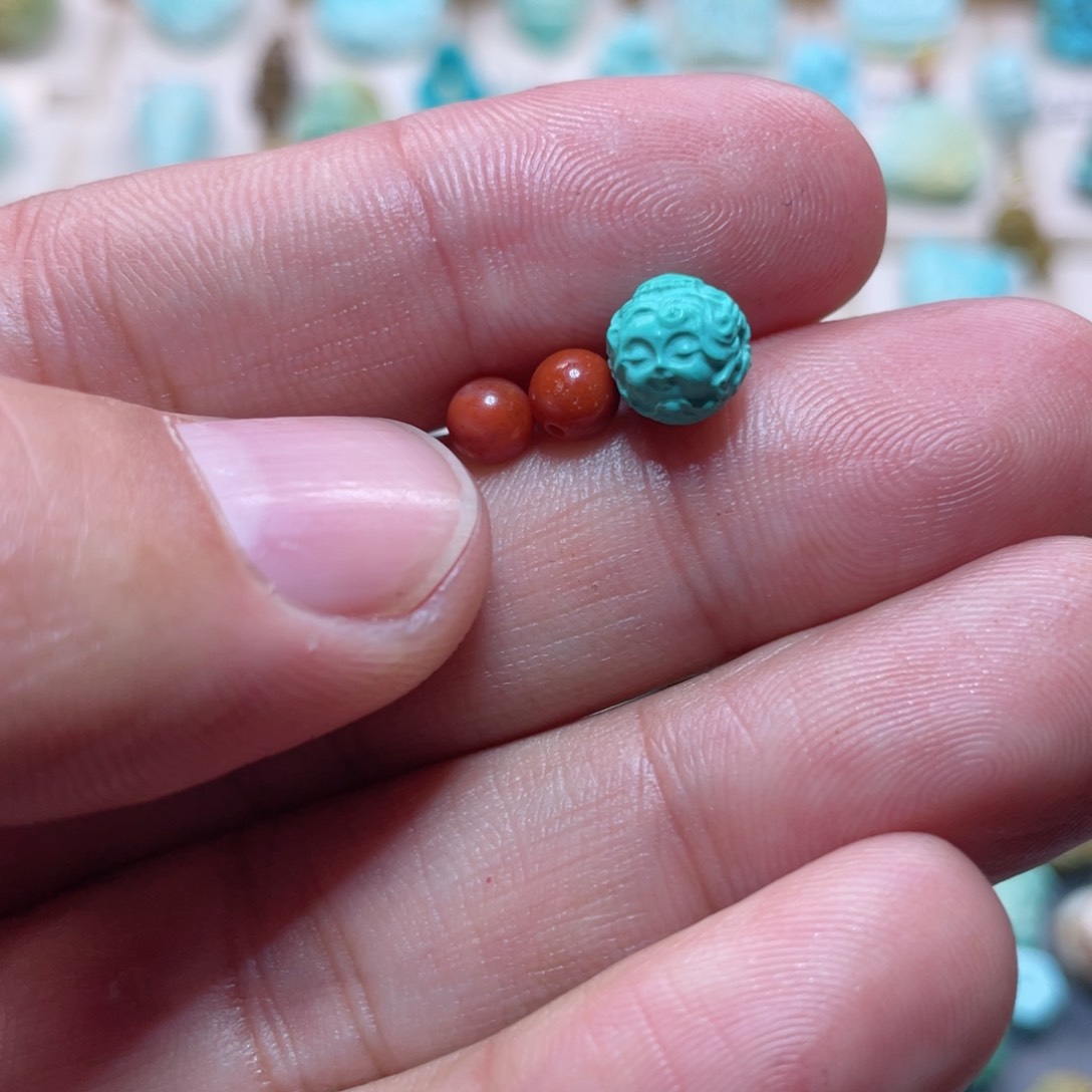 南红玛瑙配饰未镶嵌