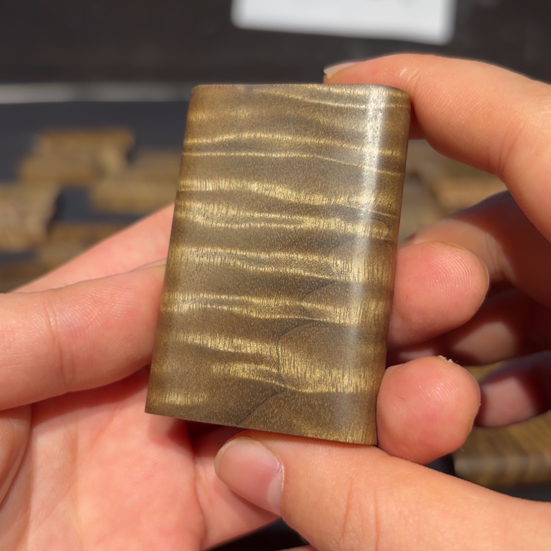 牛***油金丝楠木无事牌材料