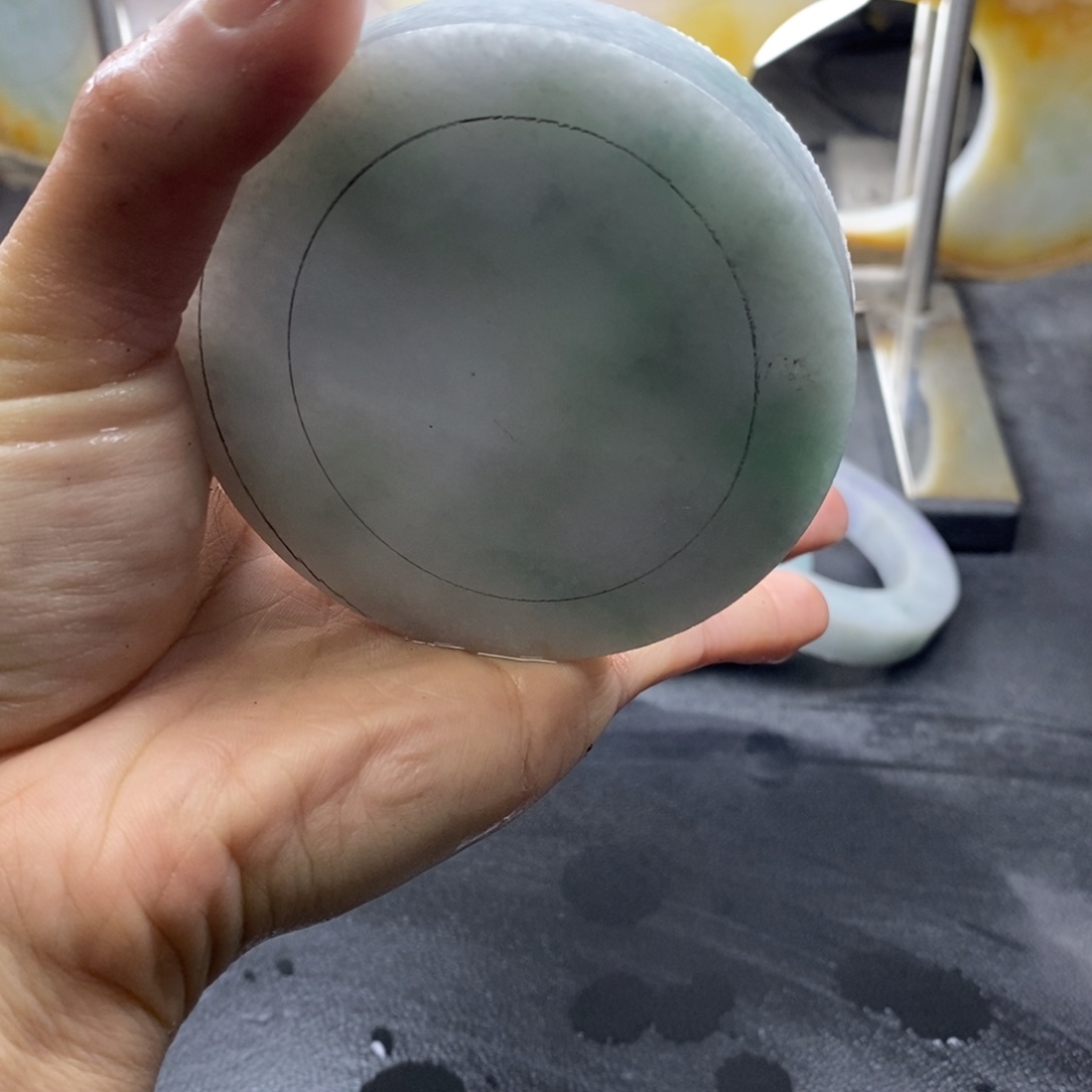 定制翡翠正未镶嵌?***?