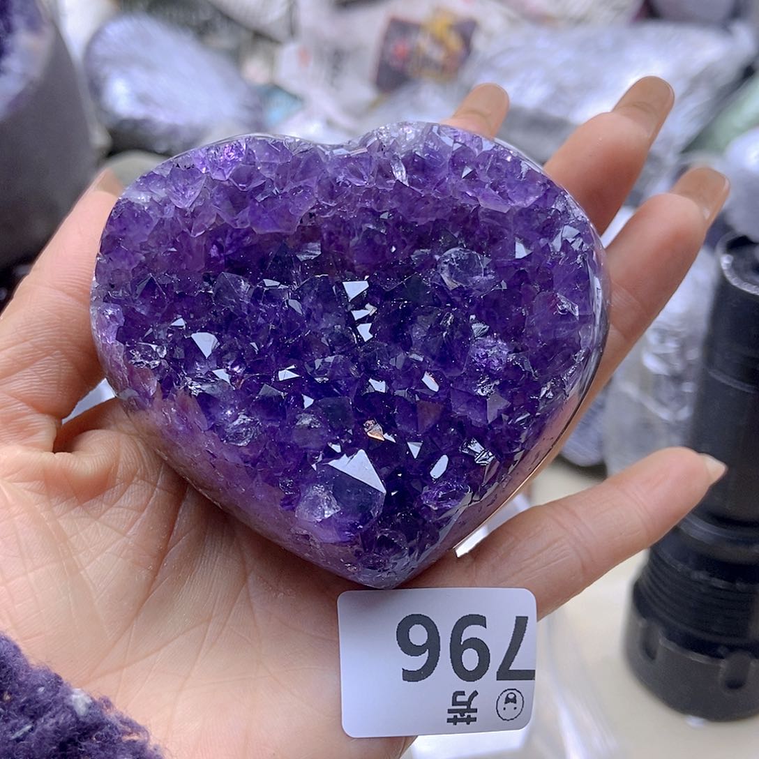 紫晶大型摆件（非配饰）未镶嵌