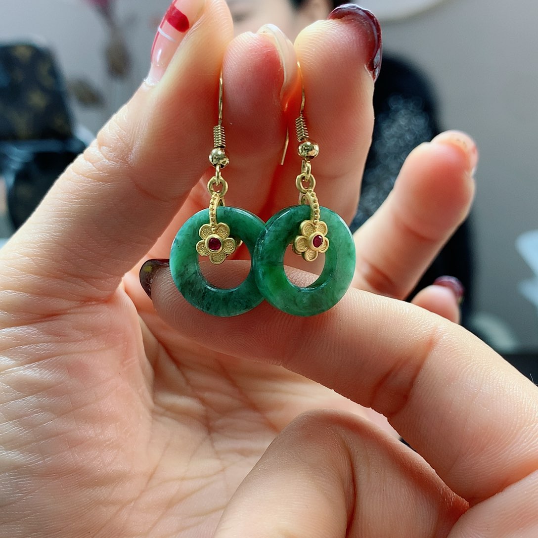 【闪购商品】翡翠耳饰未镶嵌，