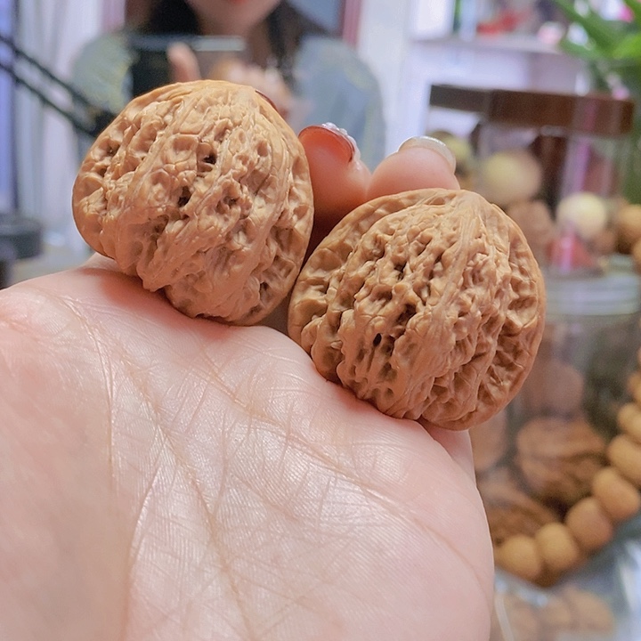 【闪购商品】文玩核桃把件37秘闻