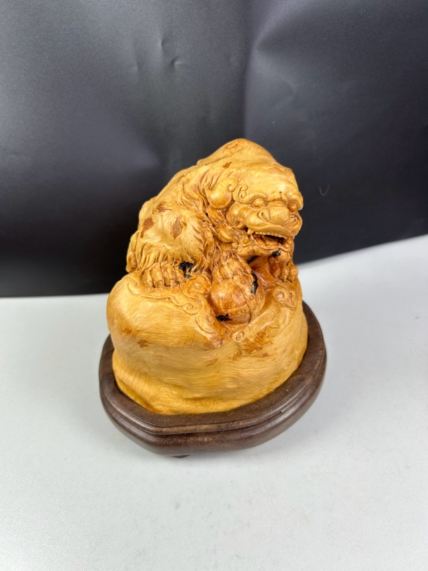 纯手工制作荔枝木香炉高14长13 cm