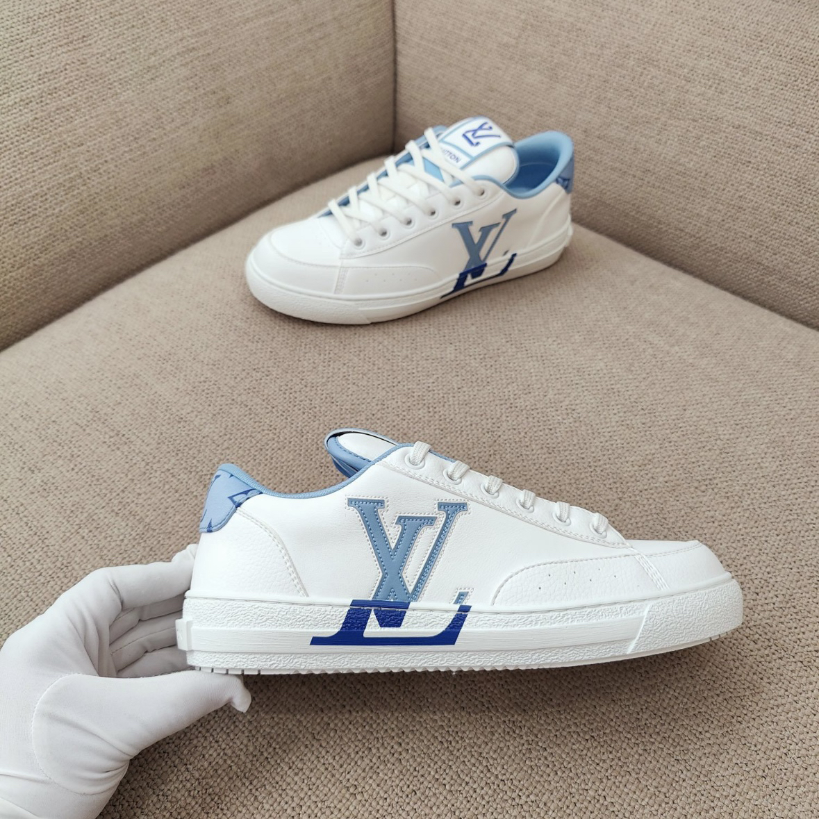 未使用 LouisVuitton/路易威登 女款白蓝拼色查理时尚板鞋 36.5码