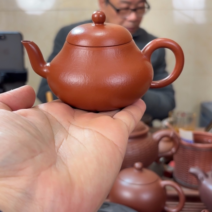 紫砂茶壶朱泥梨形