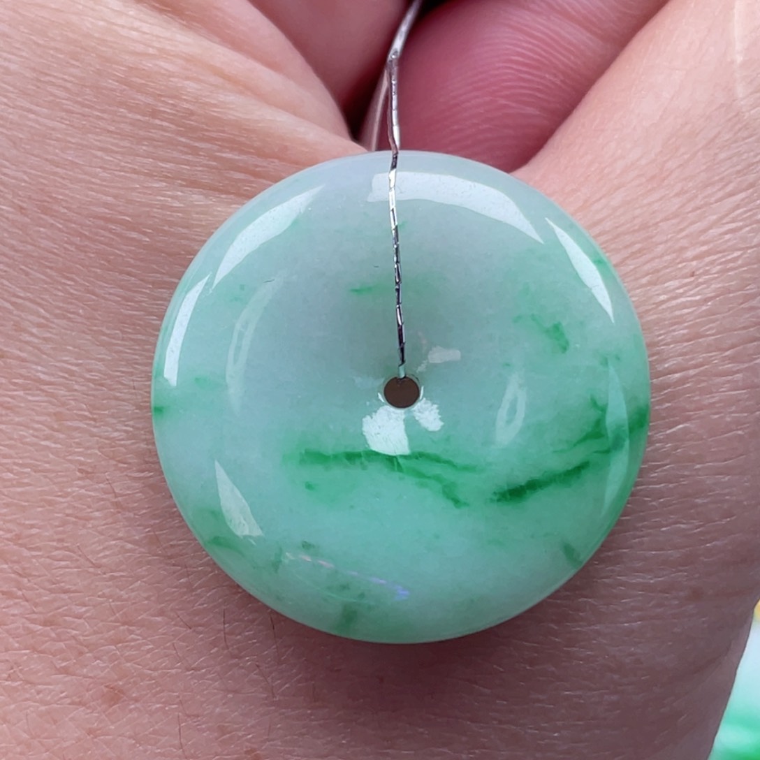 颈饰未镶嵌翡翠平安扣