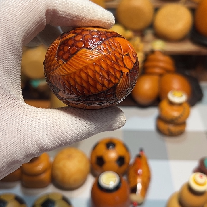 大叶紫檀（黑酸枝木类）