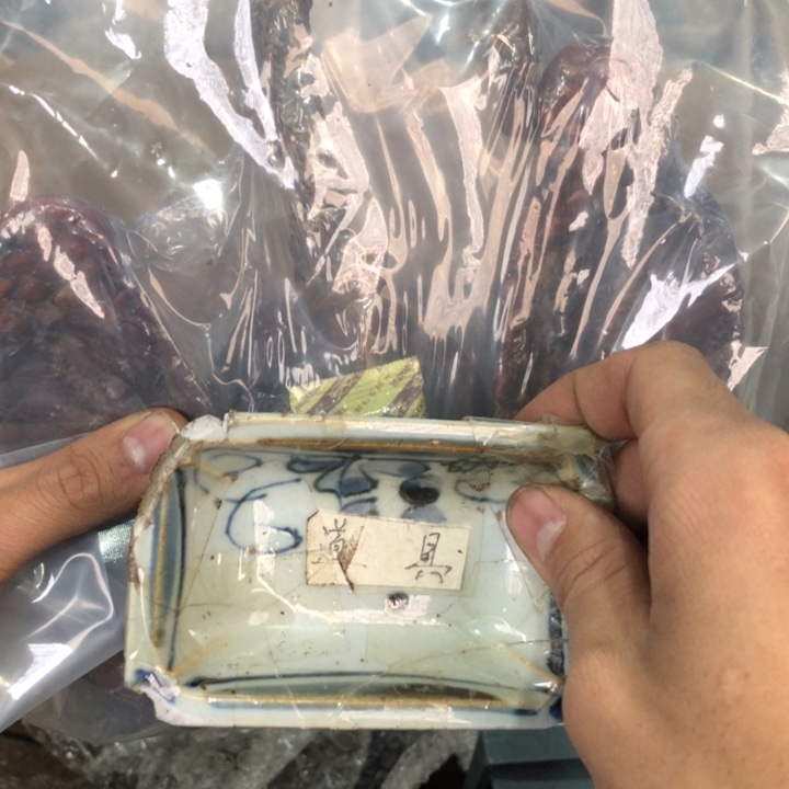 陶瓷孤品单件车里拍