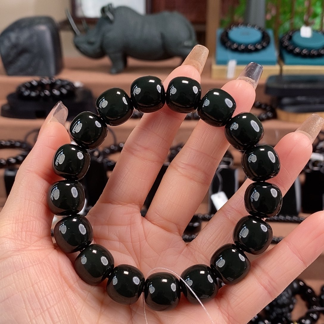 华***丽和田玉未镶嵌手链14特细