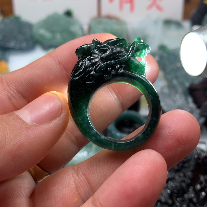 翡翠颈饰未镶嵌保真天然A货翡翠