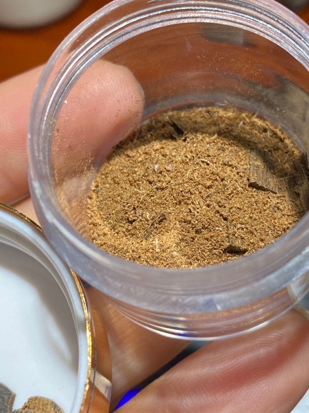 芽庄沉香粉沉水1克装