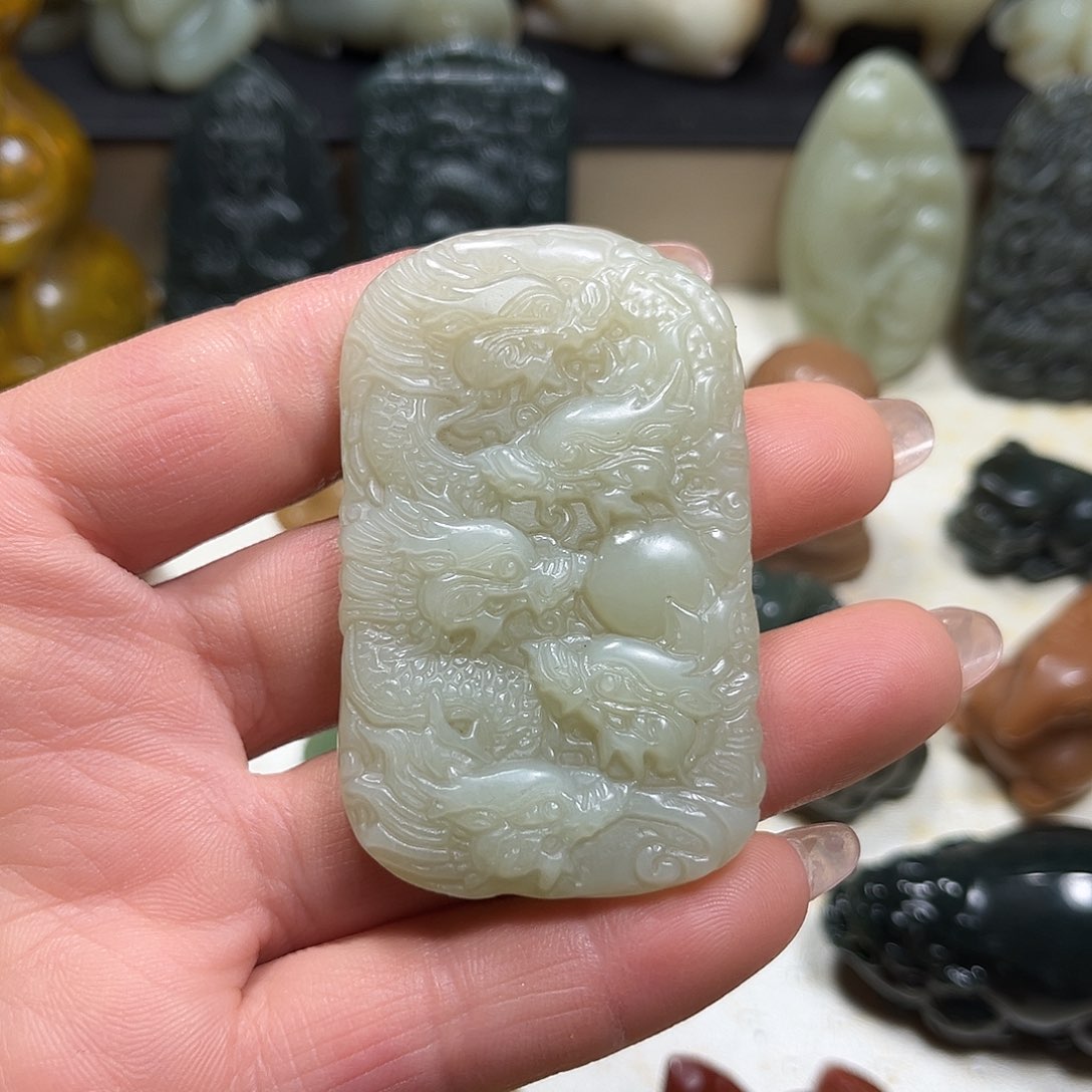 白玉菩提吊坠白玉菩提吊坠