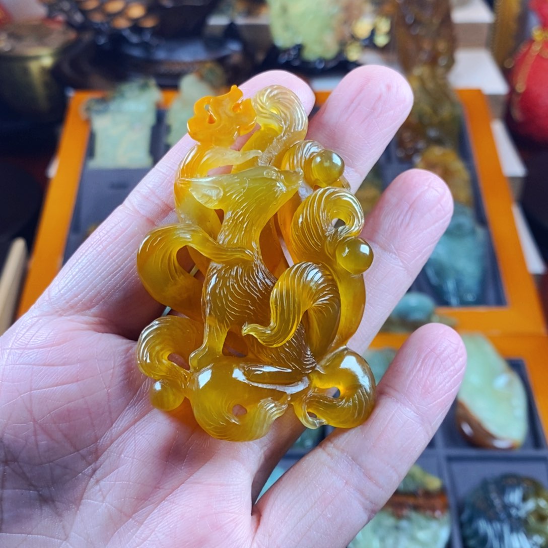 蛇纹石玉颈饰未镶嵌禅*