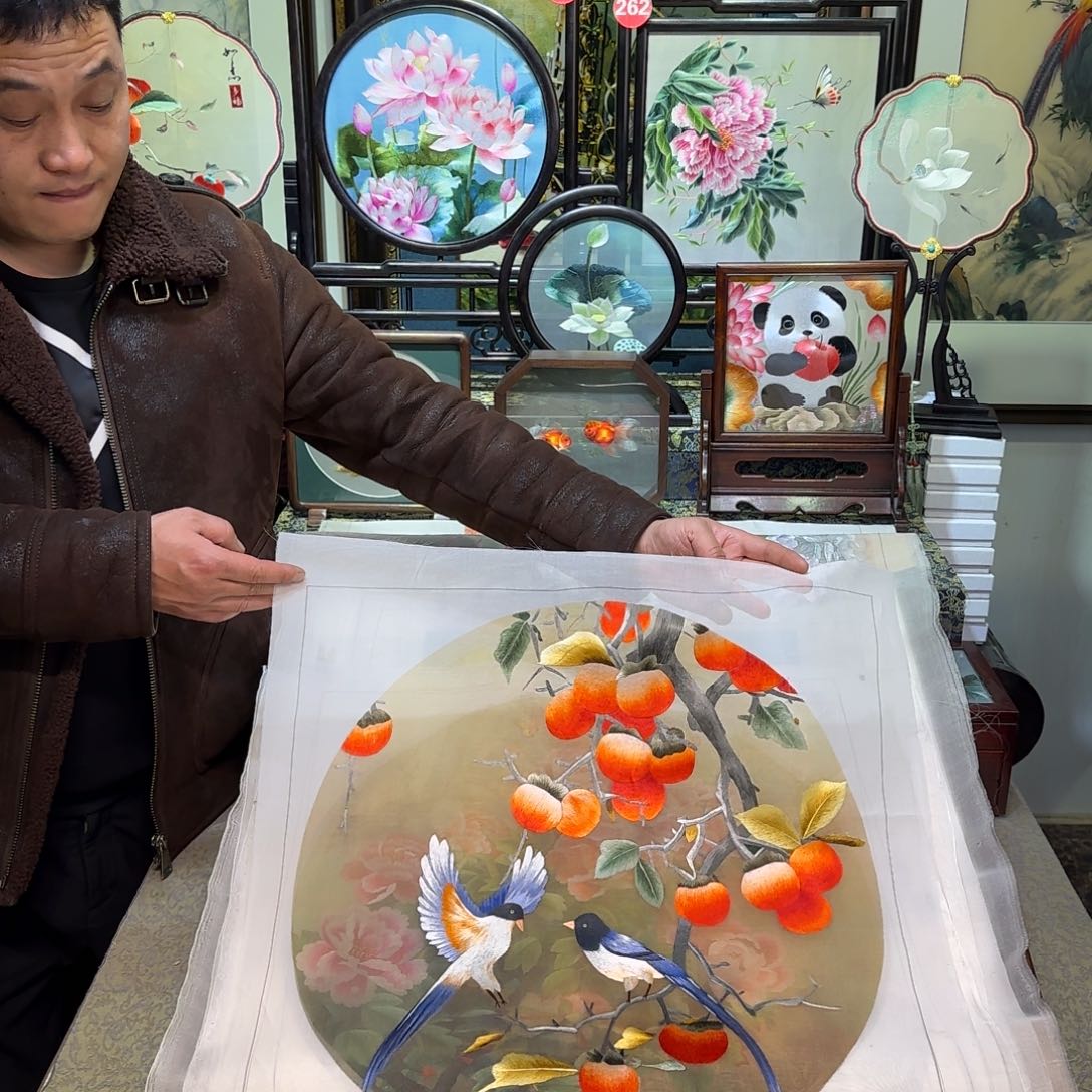 刺绣刺绣工艺精湛