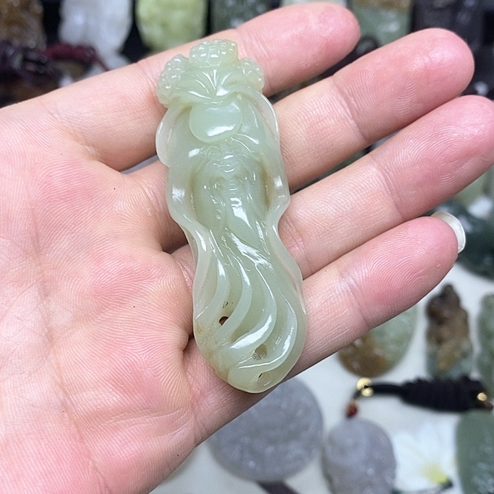 和田玉颈饰未镶嵌