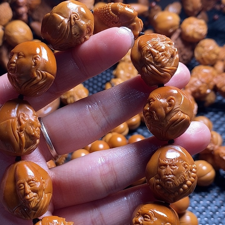 吊坠橄榄核昨****天三疯罗汉