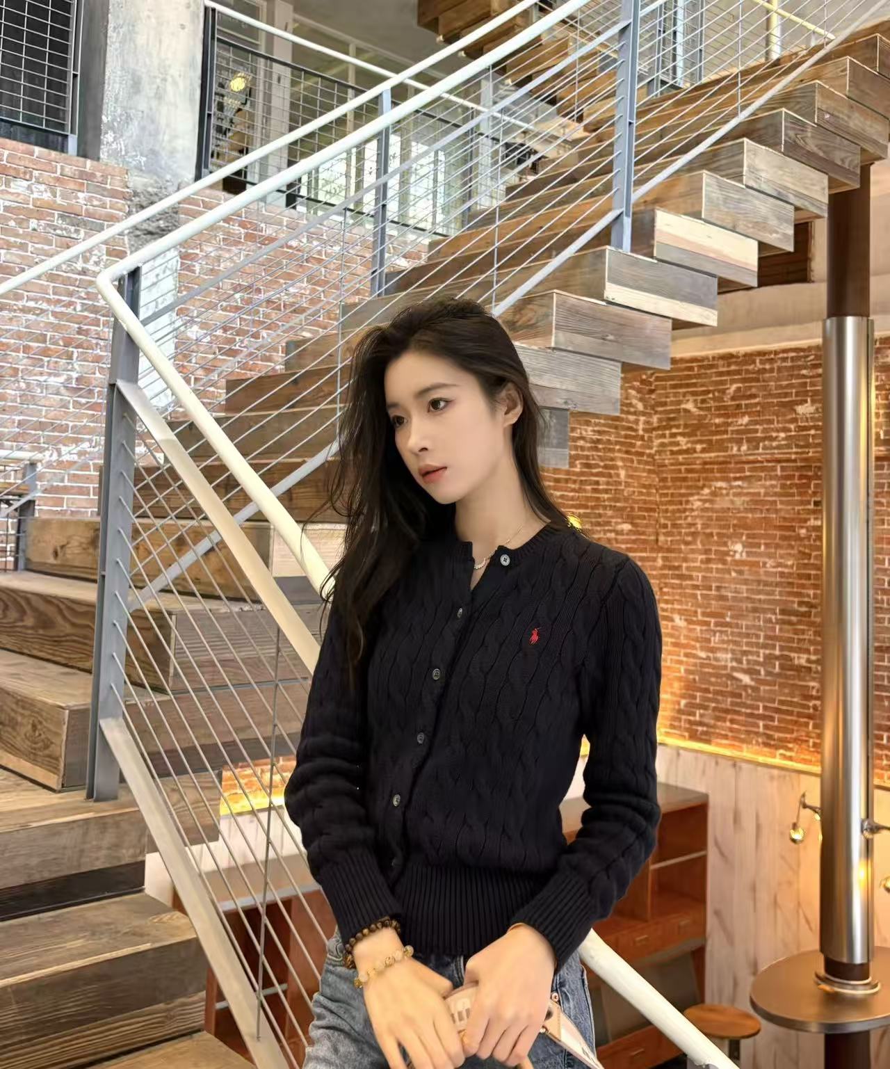 长袖厚款针织刺绣女圆领毛针织衫女装春秋毛衫