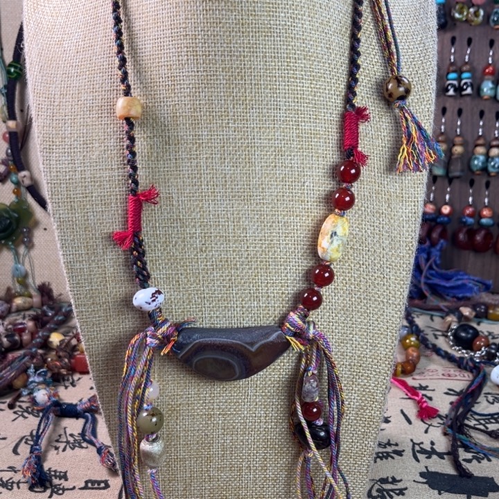 玛瑙/玉髓未镶嵌颈饰