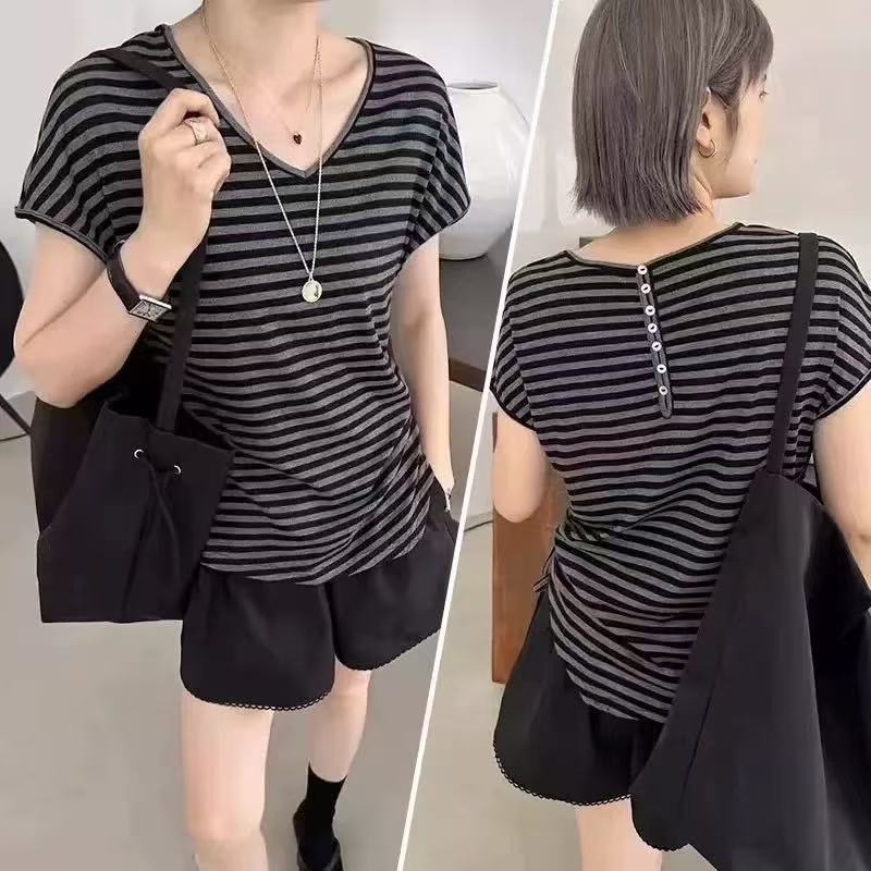 【慕妍专属】25635【衣长55】韩系v领小飞袖抽褶不规则开叉收腰t恤