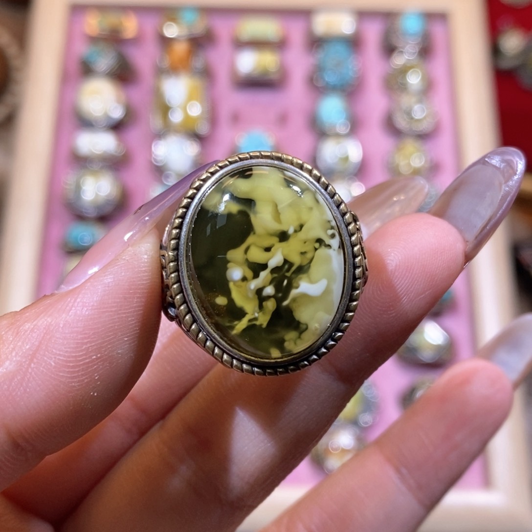 琥珀戒指银S925镶嵌喵****?戒指