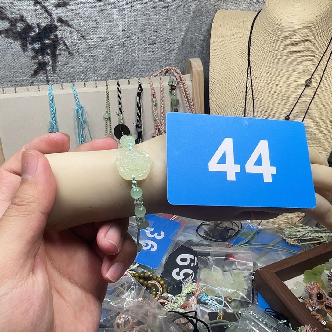 蛇纹石玉合金颈饰