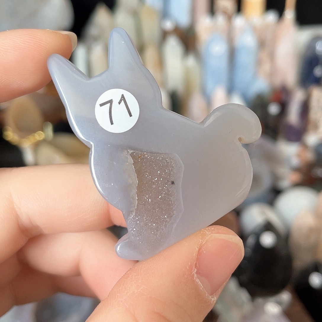 水晶码瑙晶洞猫咪未镶嵌