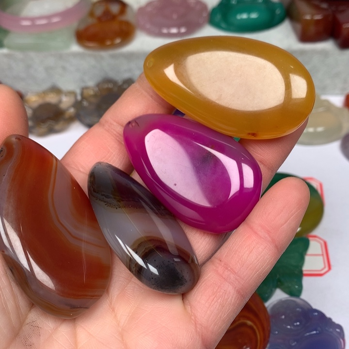 玛瑙/玉髓颈饰未镶嵌?***姐