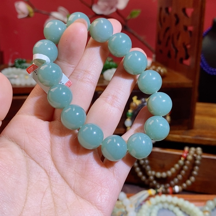 未镶嵌和田玉手链