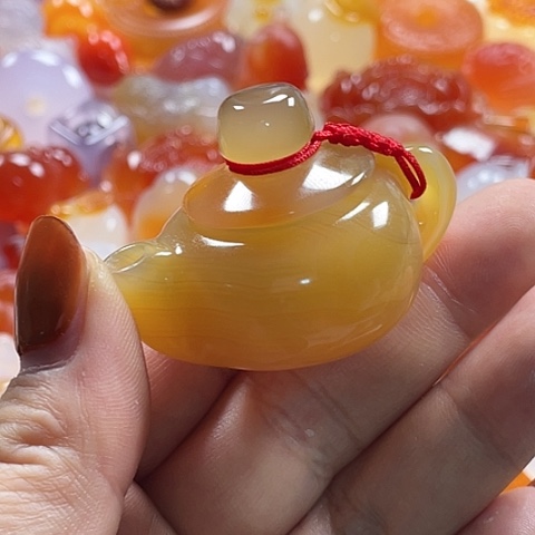 未镶嵌颈饰玛瑙/玉髓小*子