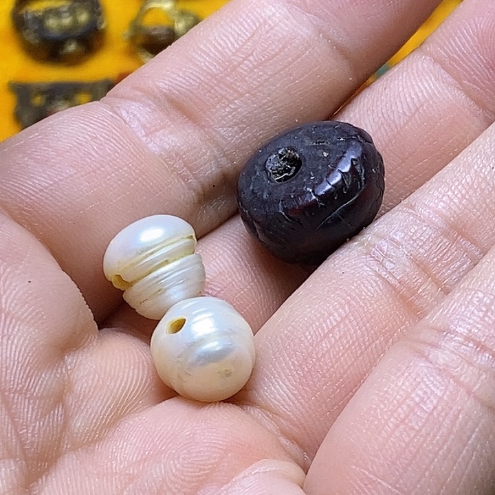 树脂制品傻*老料珠老料珠
