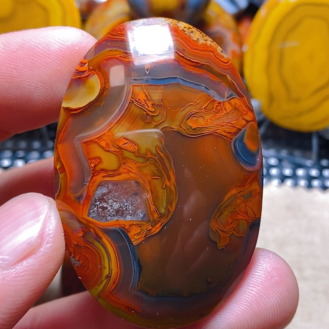 玛瑙/玉髓颈饰未镶嵌大****）