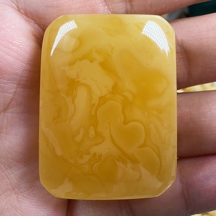 蜜蜡珠宝奇石未镶嵌