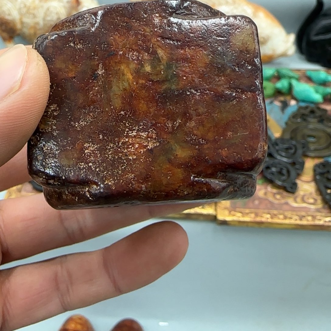 未镶嵌和田玉（糖玉）珠宝奇石
