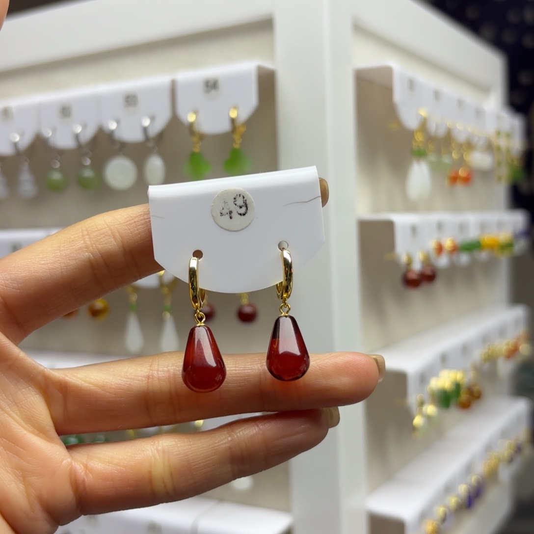 血珀银S925镶嵌耳饰