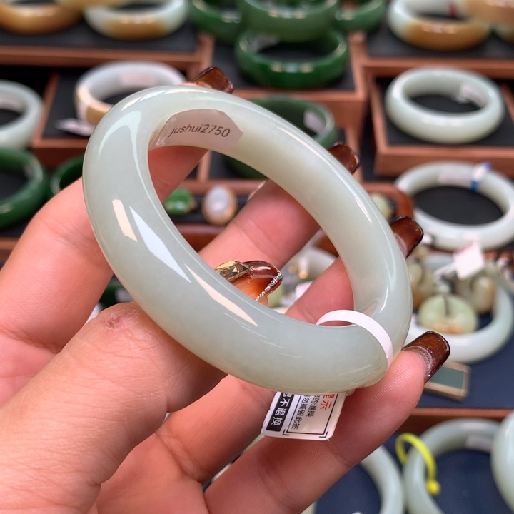 和田玉手镯未镶嵌✨**✨