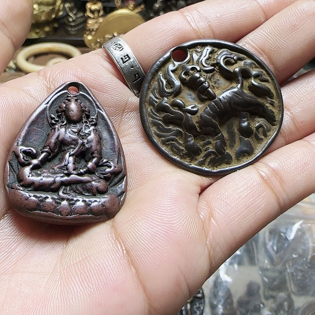 琅***王九宫………………………………………………