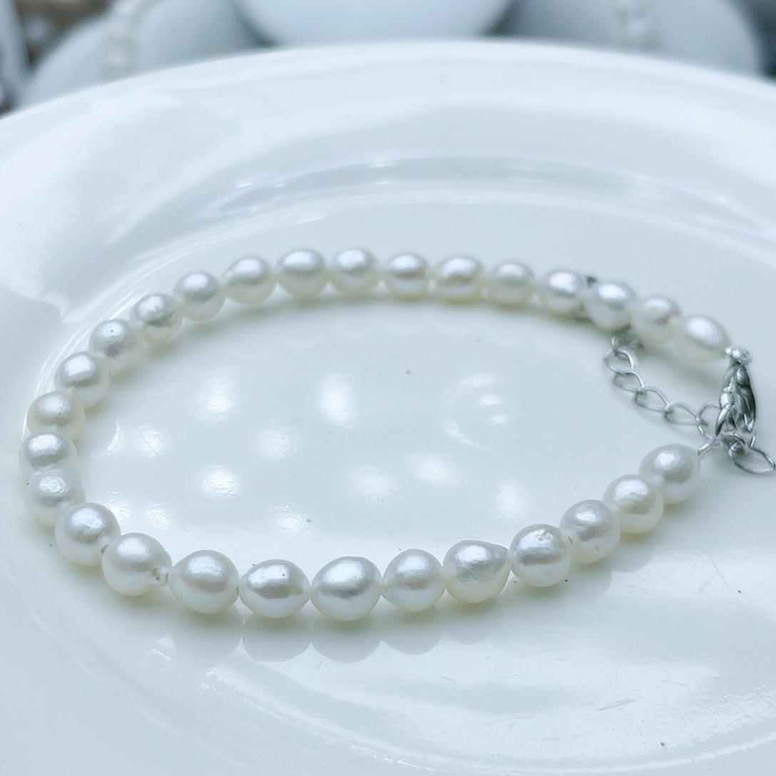 淡水珍珠颈饰钛钢