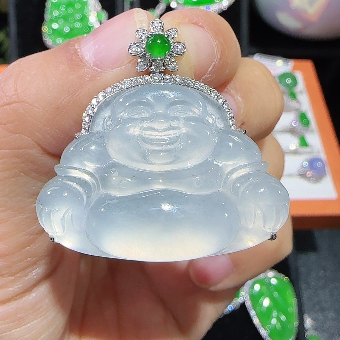 翡翠吊坠(不含链)18K金镶嵌