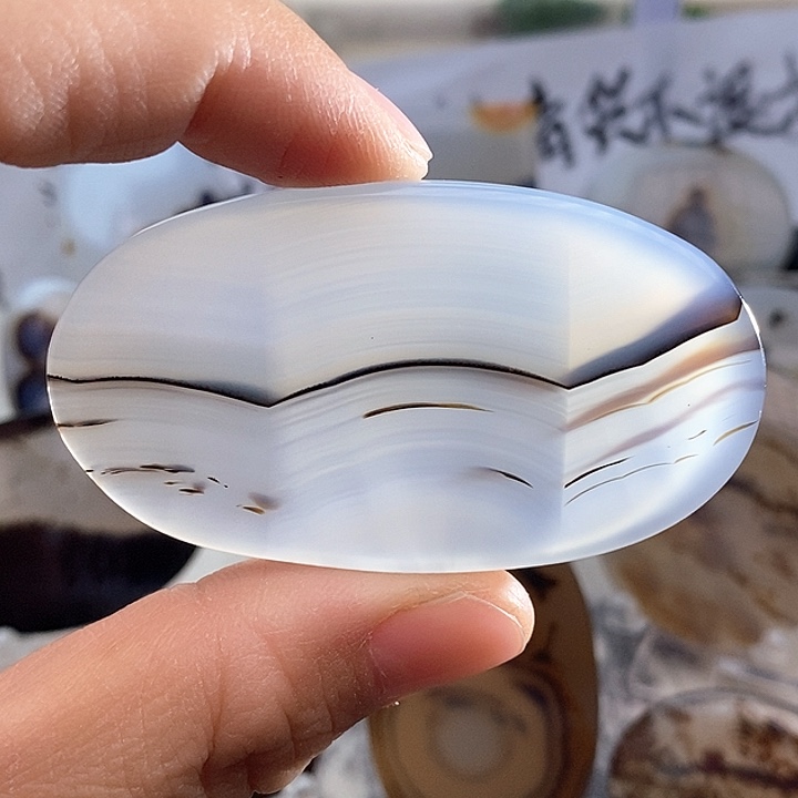 玛瑙/玉髓颈饰未镶嵌