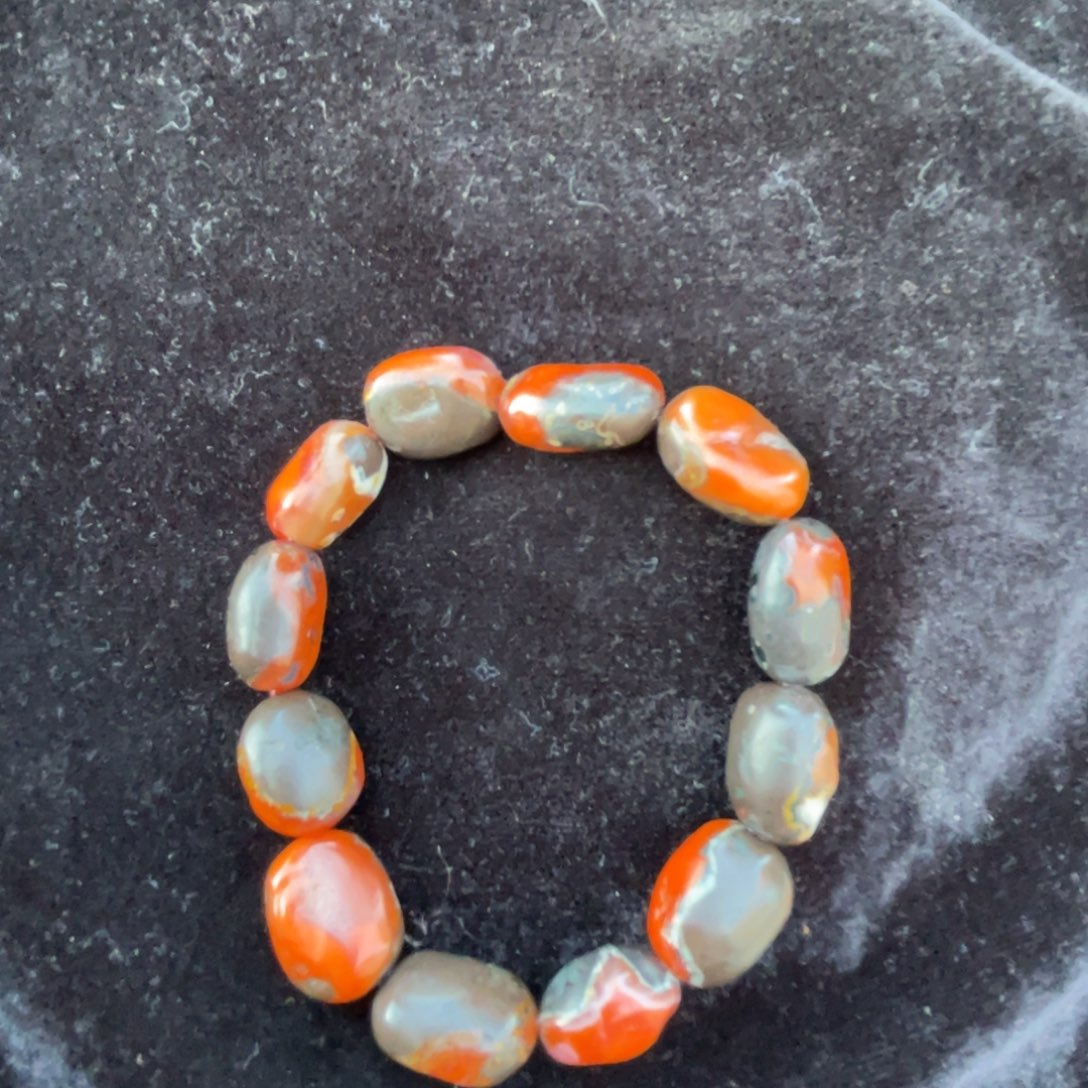 南红玛瑙天然原矿杨柳阿东寨老南红随形单圈未镶嵌