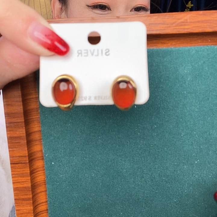 血珀耳饰银S925镶嵌耳钉