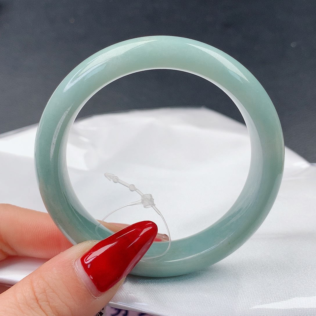 翡翠手镯未镶嵌24正54