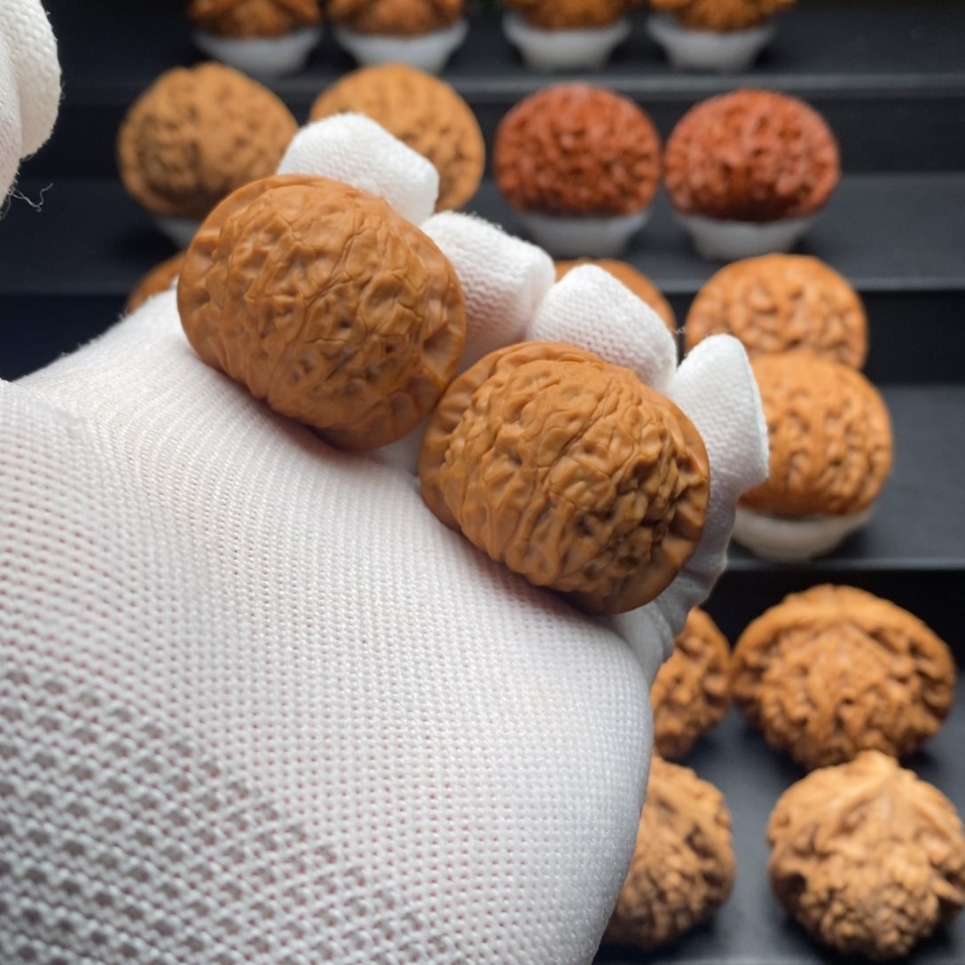 文玩核桃把件36石门元宝